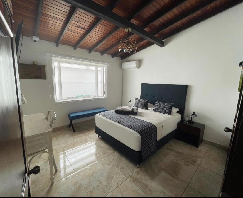 Hotel Casa Sonata Меделин Екстериор снимка